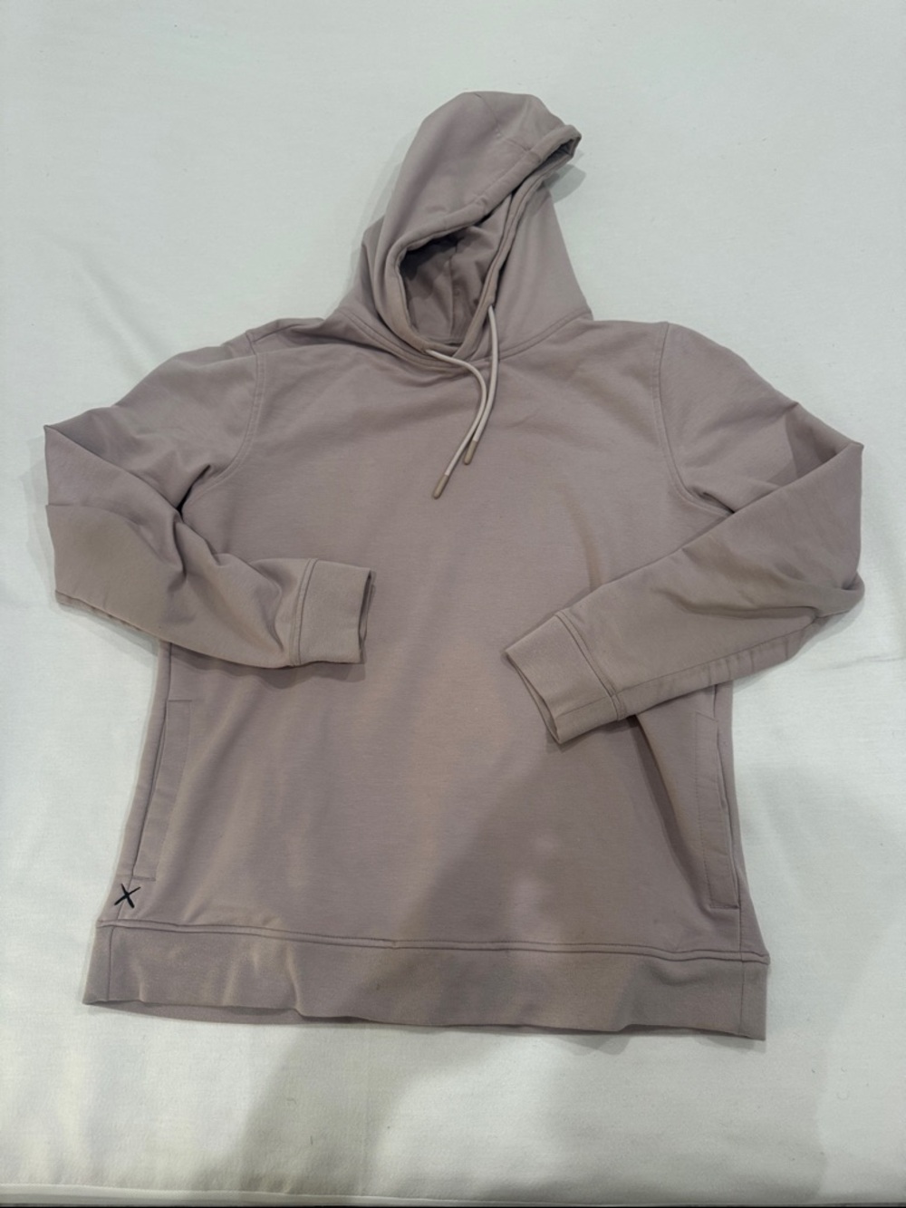 Cuts Clothing Men's Hooded Pullover in Dusty Mauve